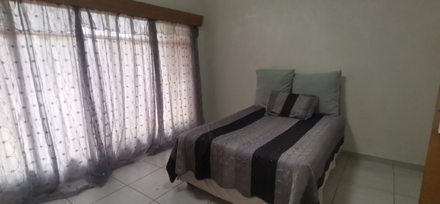 4 Bedroom Property for Sale in Roosheuwel North West